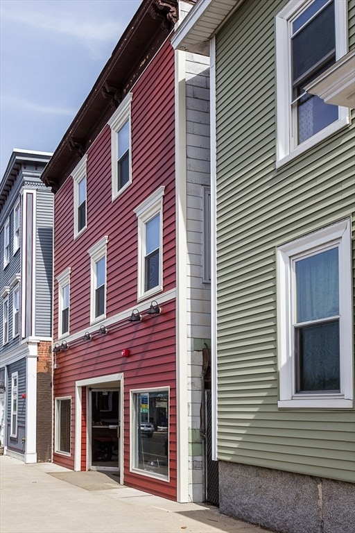 Building Photo - 97 MA-97 Unit 2