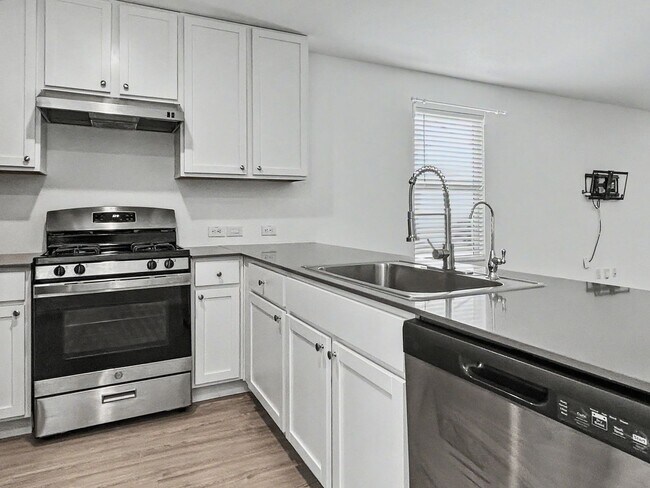 Photo - Charming Single-Story Converse Home