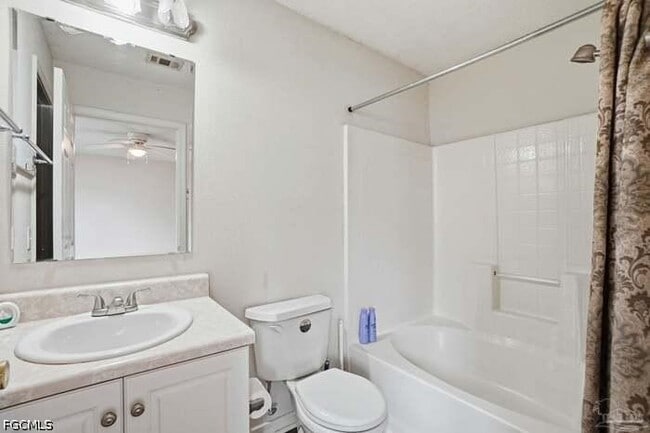 Photo - 1060 Antigua Cir