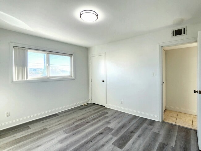 Photo - 4804 Del Amo Blvd