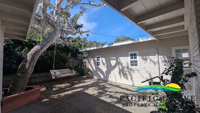 Photo - Charming New Monterey Home with Bay Views with all utilities included