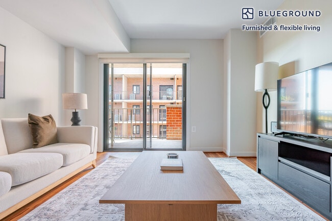 Photo - 2500 Clarendon Blvd Unidad FL7-ID1168