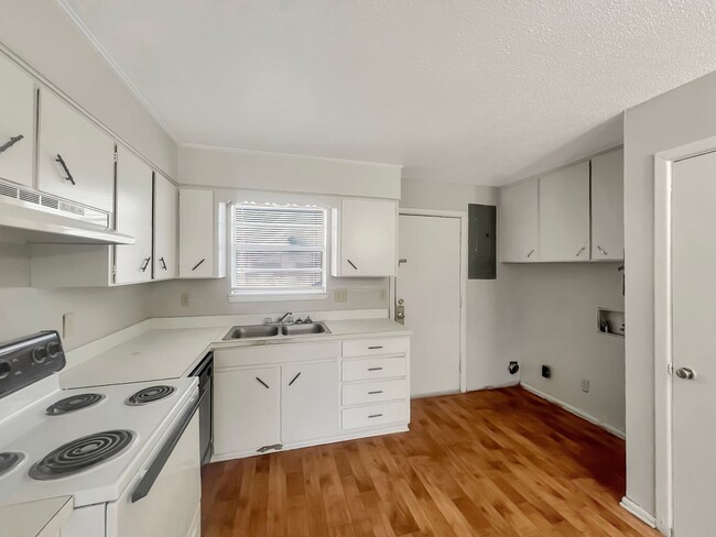 Photo - 519-521 East Sunset Circle Unit 521