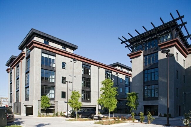 Building Photo - COOL BLOW has an open rental!