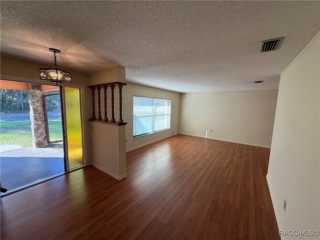 Photo - 6191 E Tenison St