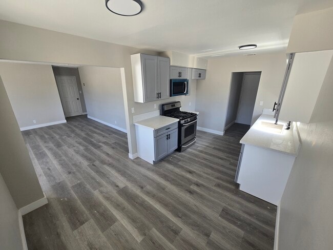 Photo - 44414 Andale Ave