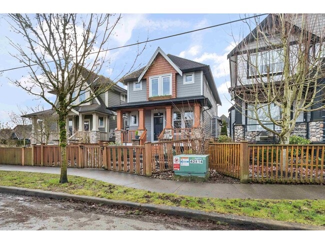 Photo - 17394-17392 2 Ave