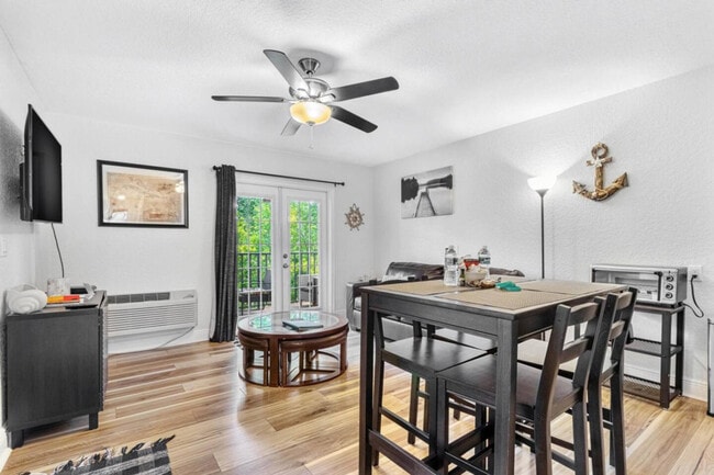 Photo - 1420 Bayshore Blvd Unidad SI FL4-ID1596411P