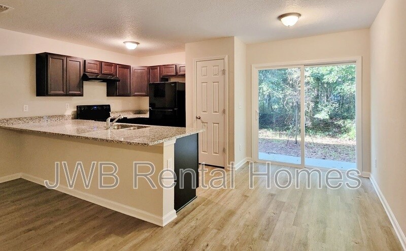 Photo - 7872 Playschool Ln