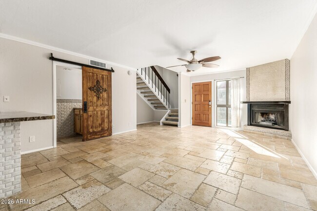 Photo - 1401 E Puget Ave