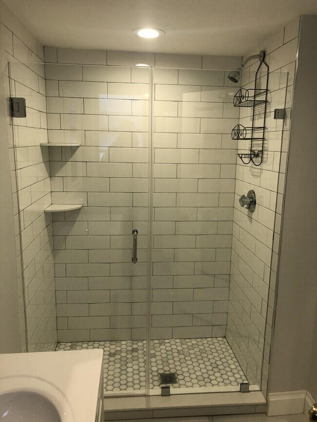 Photo - 17 Upland Rd Unit B