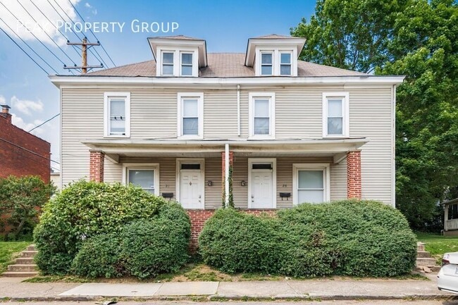 Building Photo - 24 E Blake Ave Rental