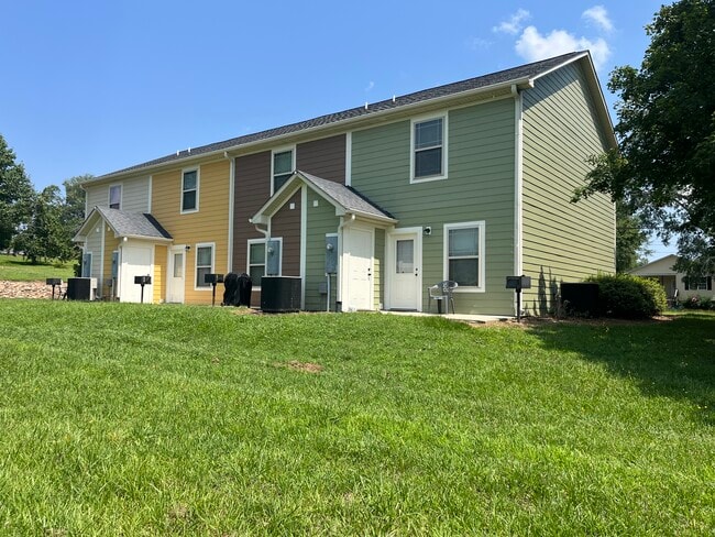 Photo - 204 E Florida St