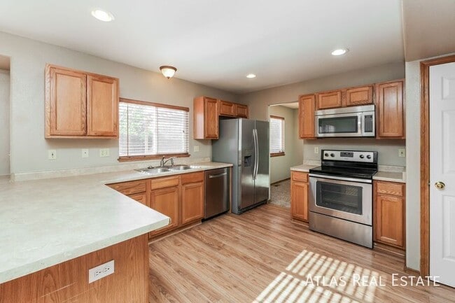 Photo - 1107 White Stone Way