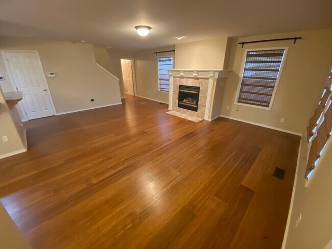 Photo - 3 Bedroom Corner Lot DuPont Home