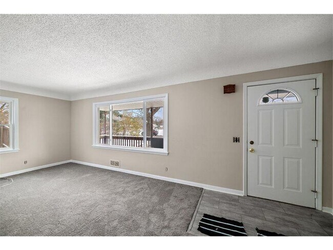 Photo - 8804 Able St NE