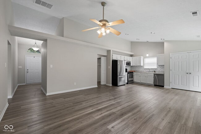 Photo - 6815 Cherry Laurel Ln