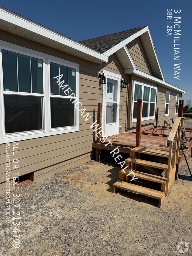 Building Photo - 3 McMillian Way Rental