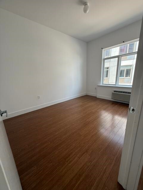 Photo - 217 Newark Ave Unidad 307