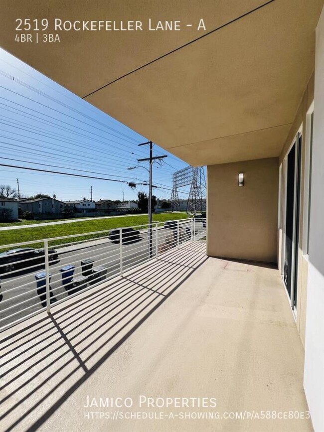 Photo - 2519 Rockefeller Ln Unidad A