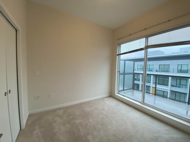 Photo - 7008 River Pkwy