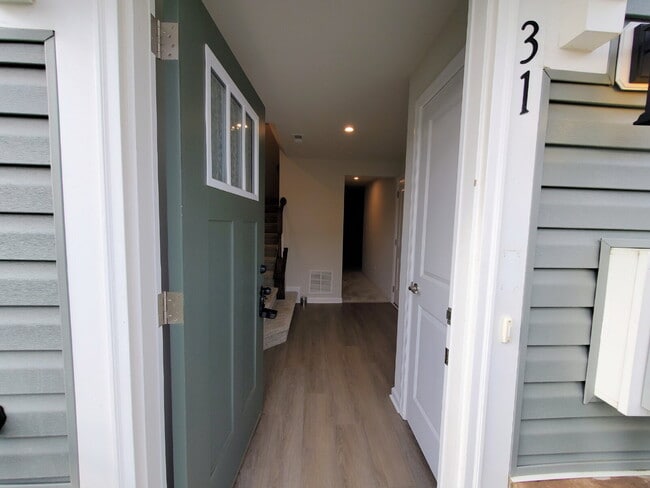 Photo - Beautiful 3 bedroom 2 1/2 bath townhome available for lease in Swedesboro