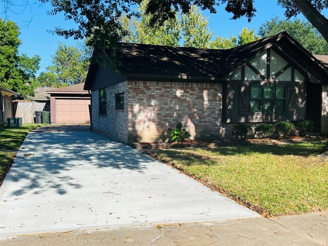 Photo - 1846 Michele Dr