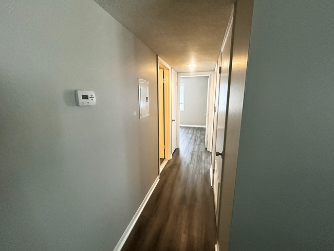 Photo - Willow Knolls Apartments