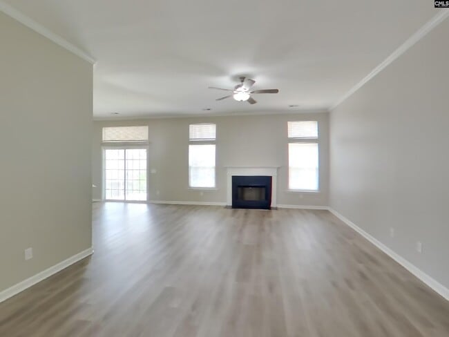409 Baneberry Ln