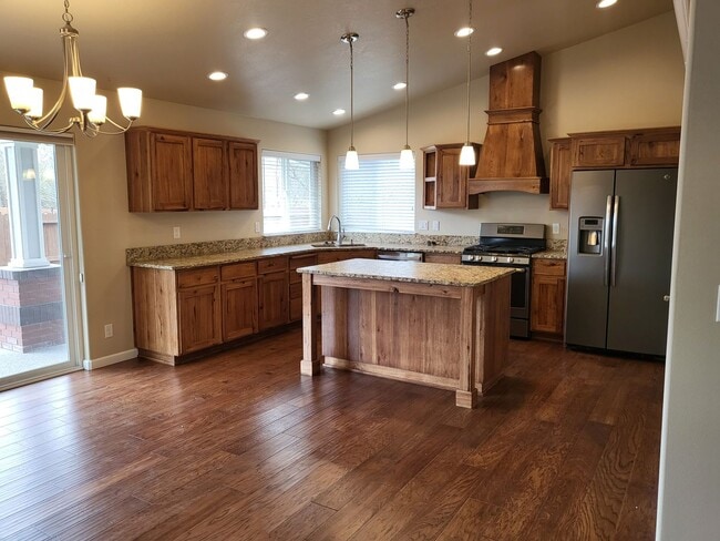 Photo - 3 bed 2 bath Single Family Home for Rent in Grants Pass