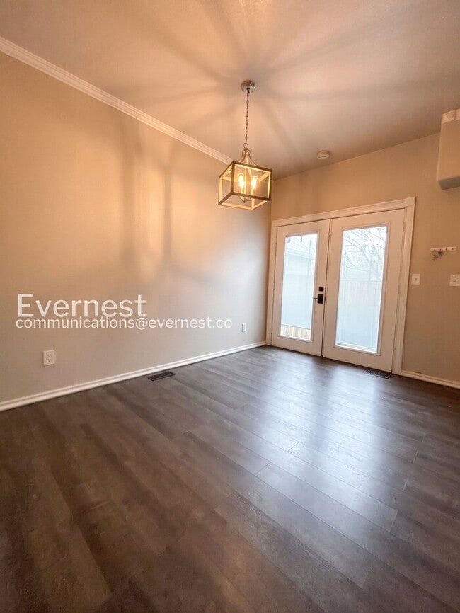 Photo - 2 Bed/2.5 Bath Townhome with Fenced Yard & Garage / Available Soon!