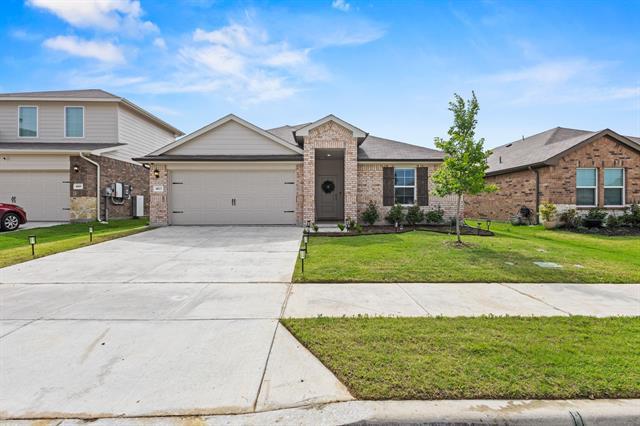 Building Photo - 4013 Pinebluff Ln