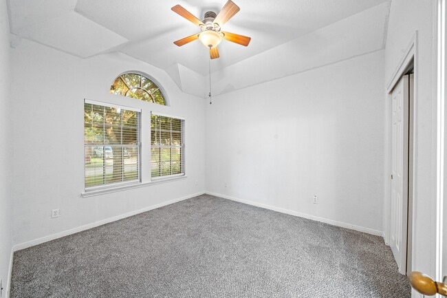 Photo - 4815 Plum Forest Rd