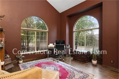 Photo - 355 Paisley Dr