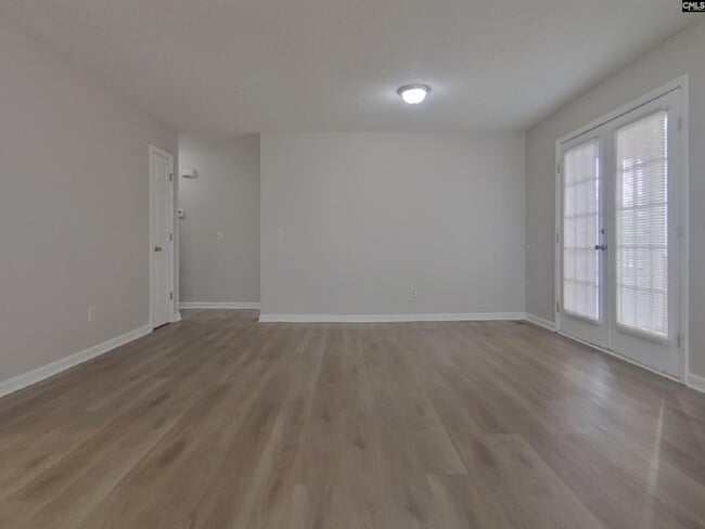 Photo - 105 Old Stone Rd