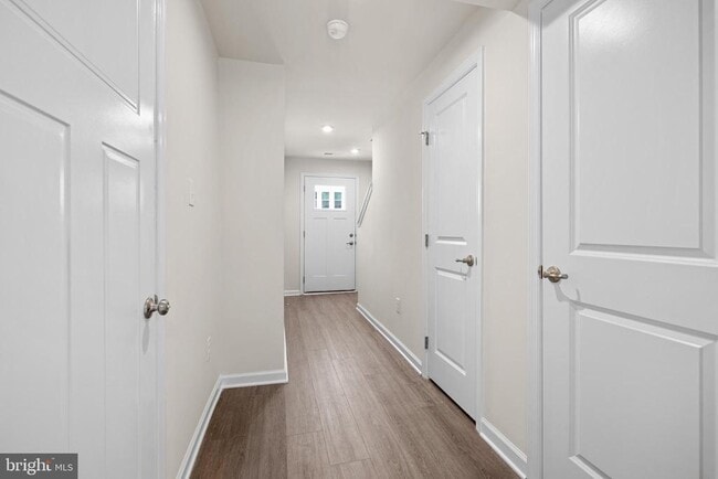 Building Photo - 46 SAND HILLS Dr Rental