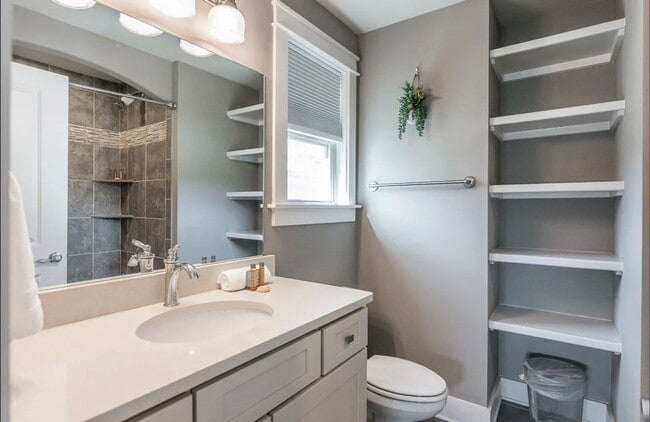 Photo - Belmont/ 12th South