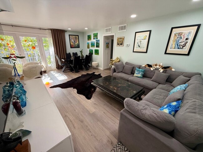 Photo - 843 4th St Unit #207