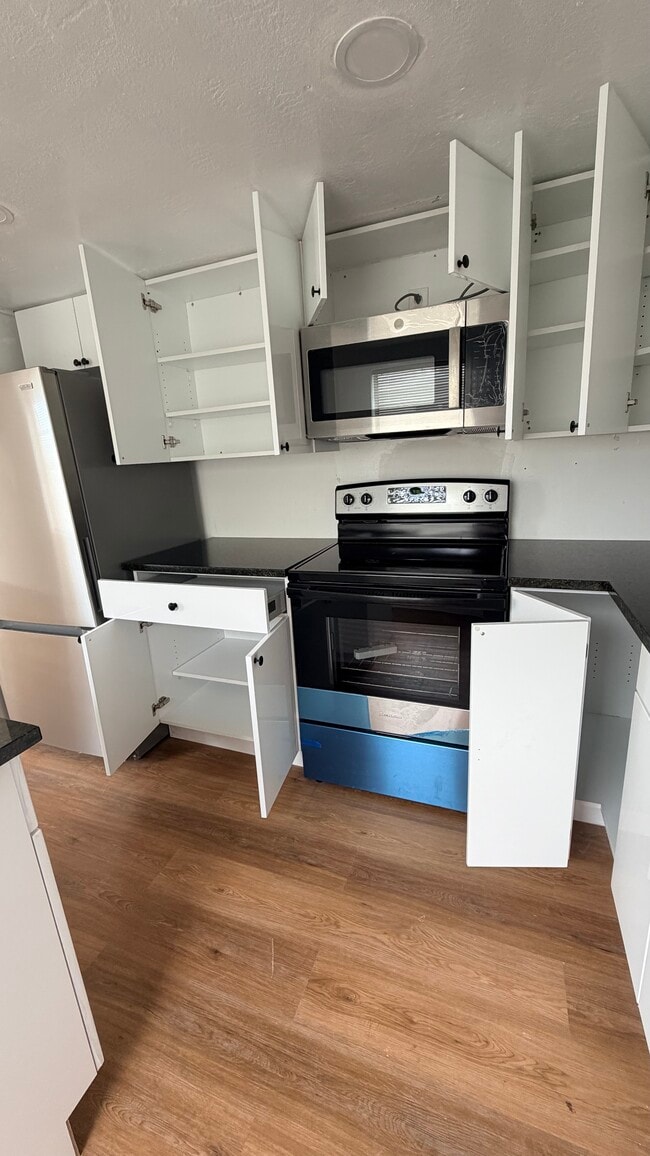 Photo - 414 Phippen Waiters Rd Unidad #1