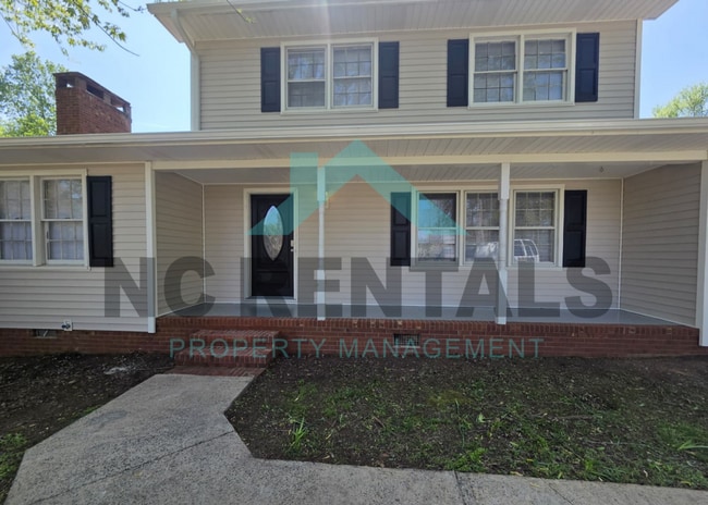 Photo - 2300 Carlford Rd