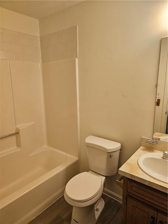 Photo - 2460 Washington St