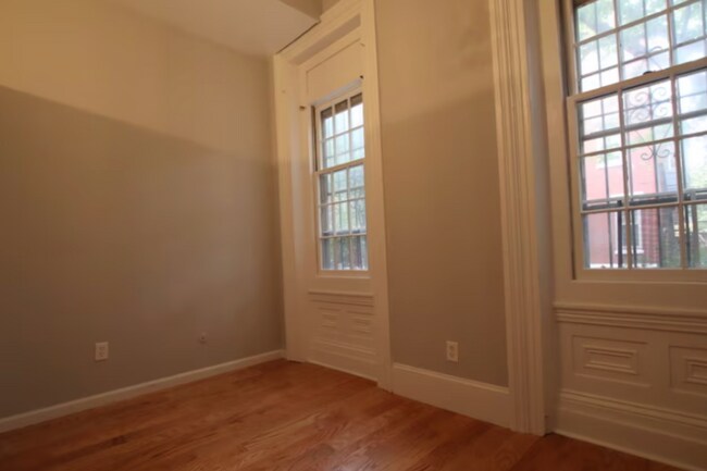 Photo - 2034 Mt Vernon St Unit 1F