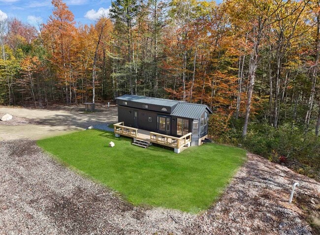 Photo - 156 Lower Pratt Pond Rd