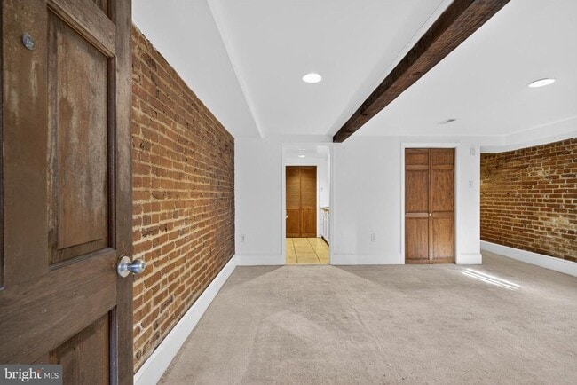 Photo - 1351 Monroe St NW