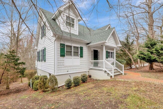 Photo - 442 River Rd