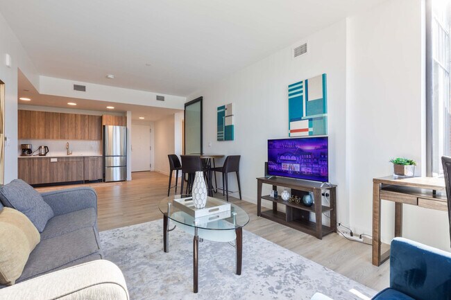 60 Kilmarnock St Unit SI FL4-ID1039273P