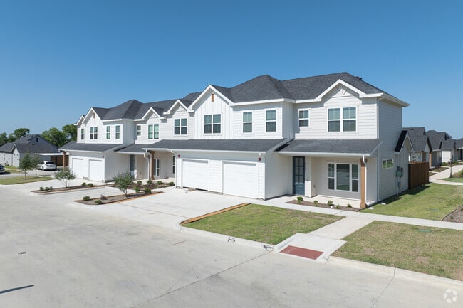 Exterior - LEO at Bethel Place Single Family Rental Homes