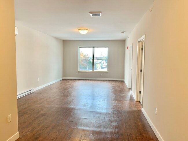 #311 Main Living