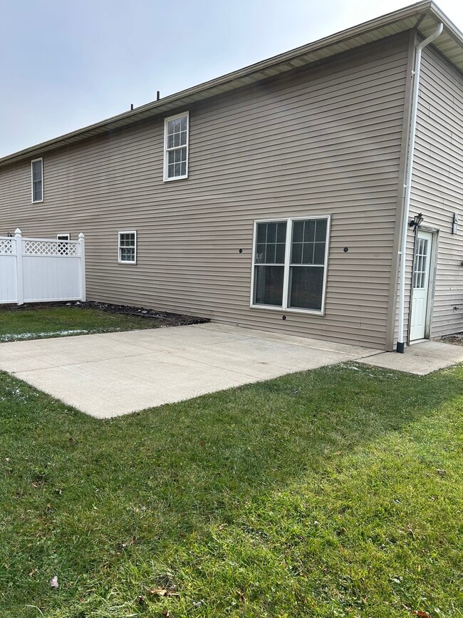 Photo - 1402 Benbrandon Ct Unit 1402 Benbrandon Ct