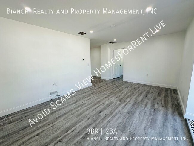 Photo - 1225 Bermuda St